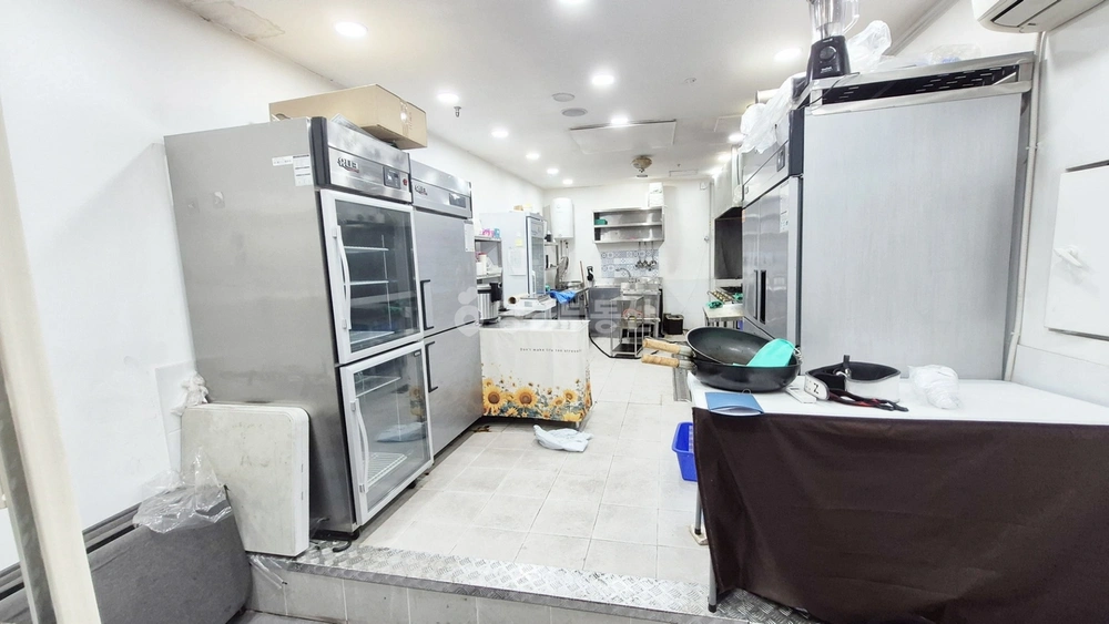 서울특별시 마포구 서교동 상가 사진 1
