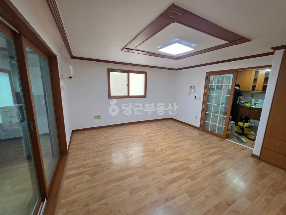 울산광역시 남구 삼산동 원룸 사진 1