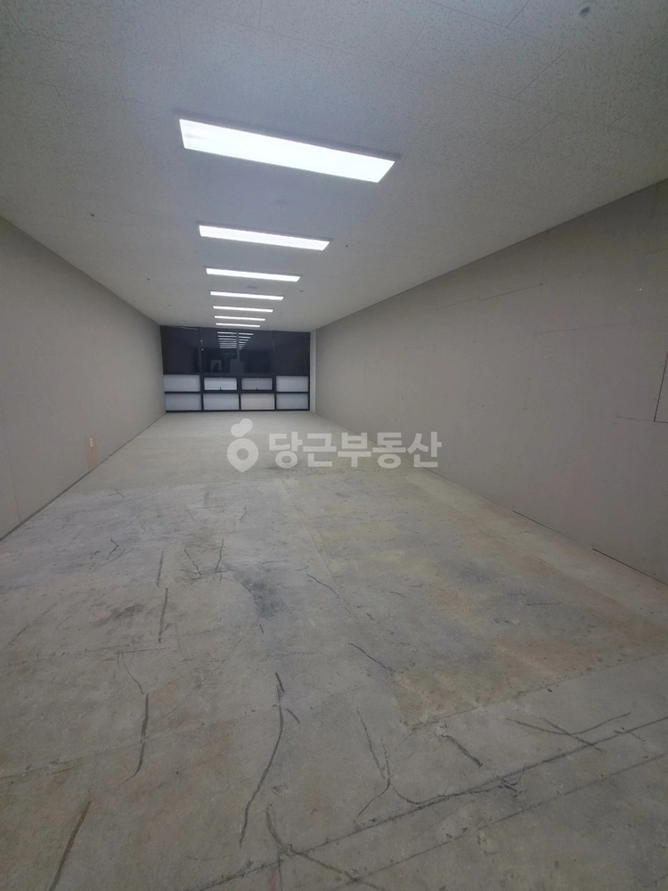 전남광주통합특별시 북구 용봉동 상가 사진 1