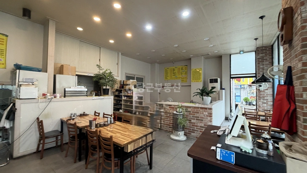 경기도 수원시 권선구 권선동 상가 사진 1