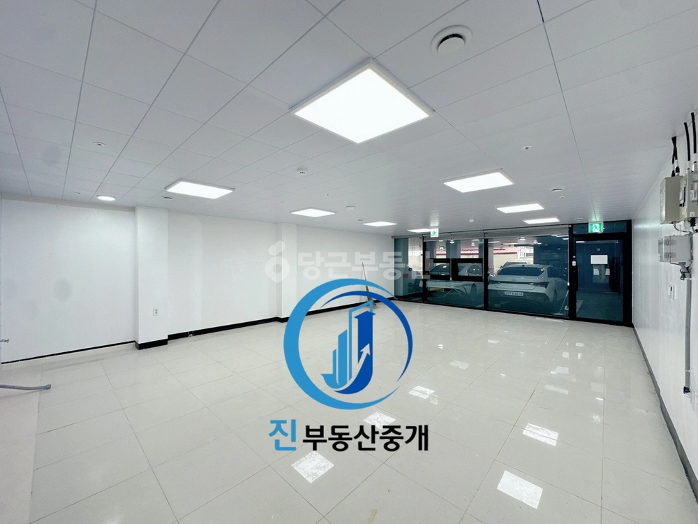 전남광주통합특별시 남구 월산동 상가 사진 1