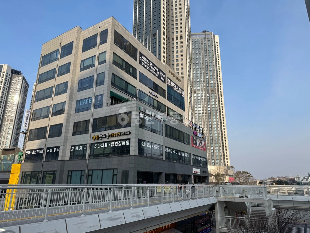 경기도 파주시 와동동 상가 사진 1