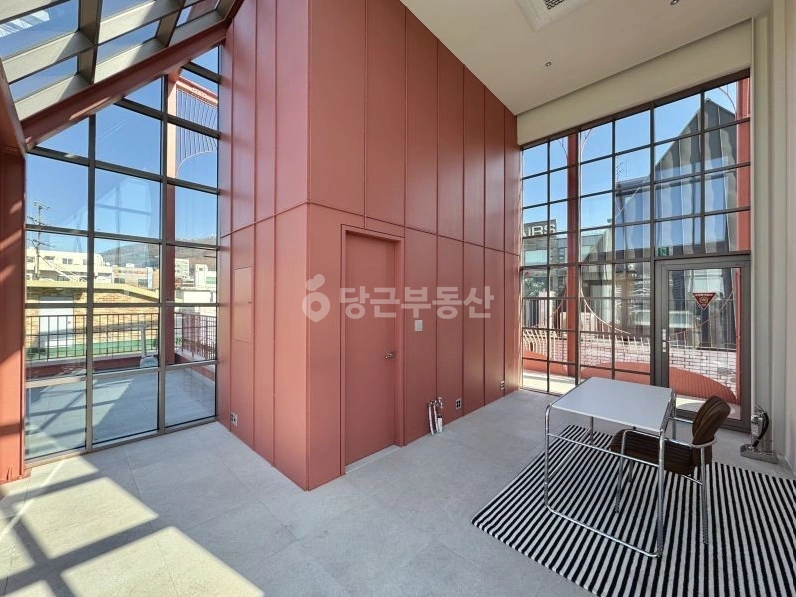 서울특별시 서대문구 연희동 상가 사진 1