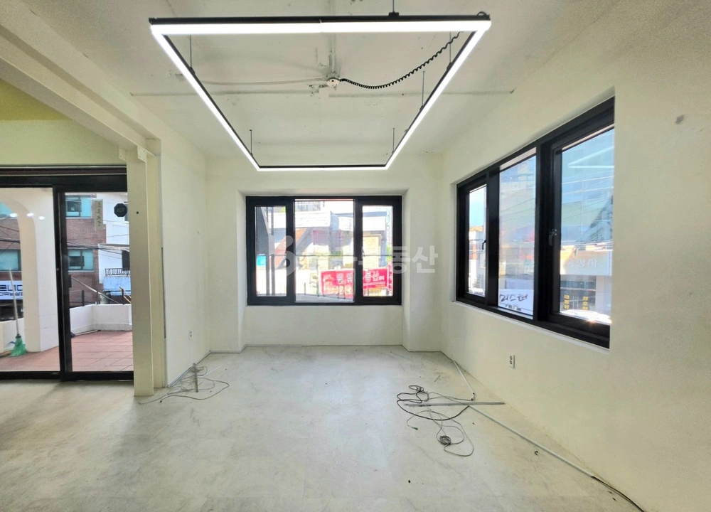 대구광역시 달서구 두류동 상가 사진 1