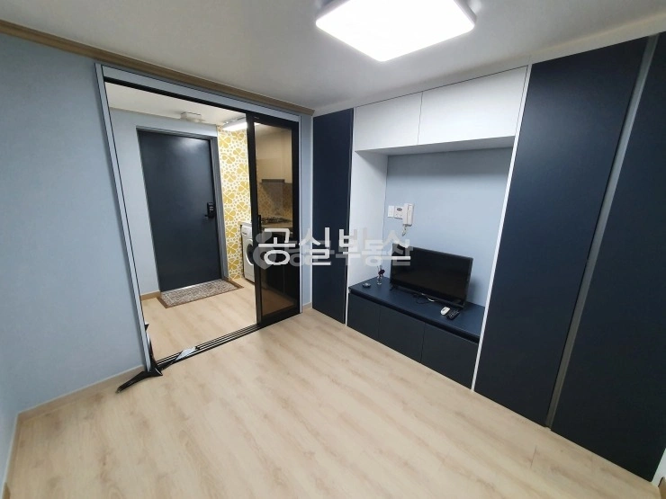 대전광역시 서구 월평동 원룸 사진 1