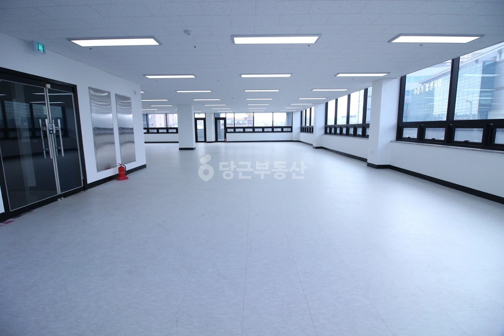 경기도 수원시 영통구 매탄동 상가 사진 1