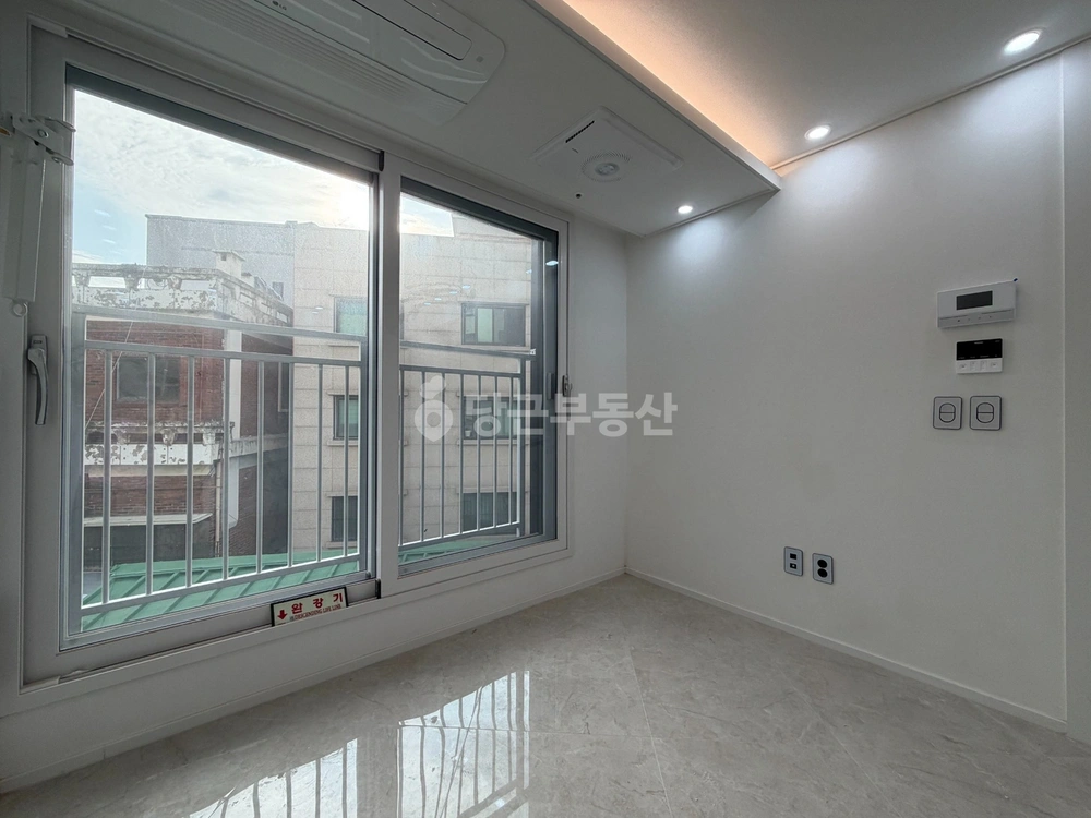 서울특별시 영등포구 신길동 빌라(투룸 이상) 사진 1