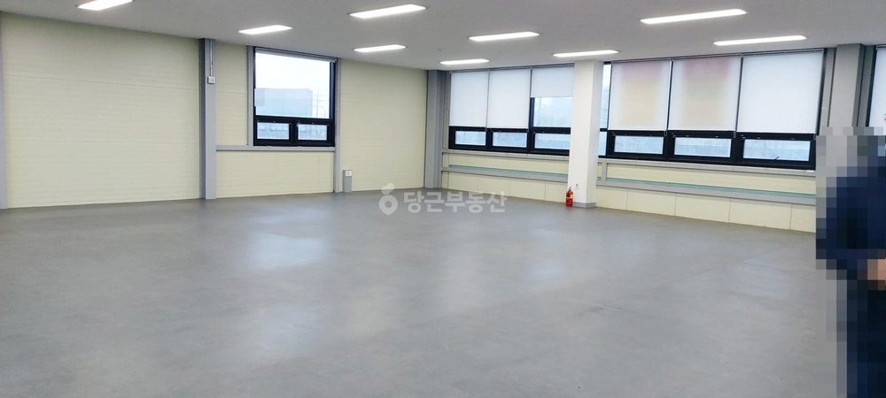 경기도 화성시 만세구 송산면 사무실 사진 1