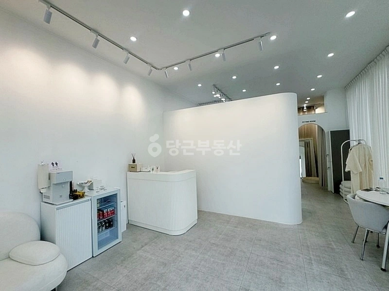 충청남도 천안시 서북구 불당동 상가 사진 1