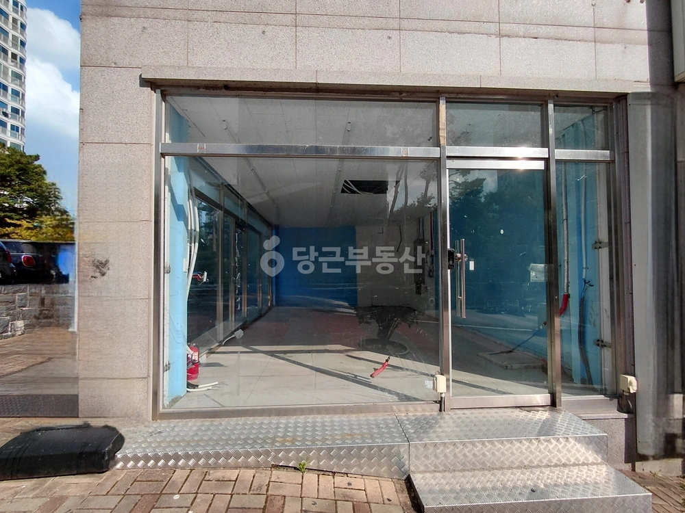 대전광역시 서구 복수동 상가 사진 1