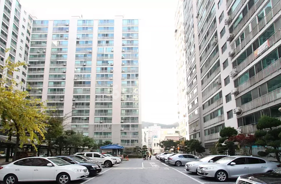 전남광주통합특별시 남구 진월동 아파트 사진 1