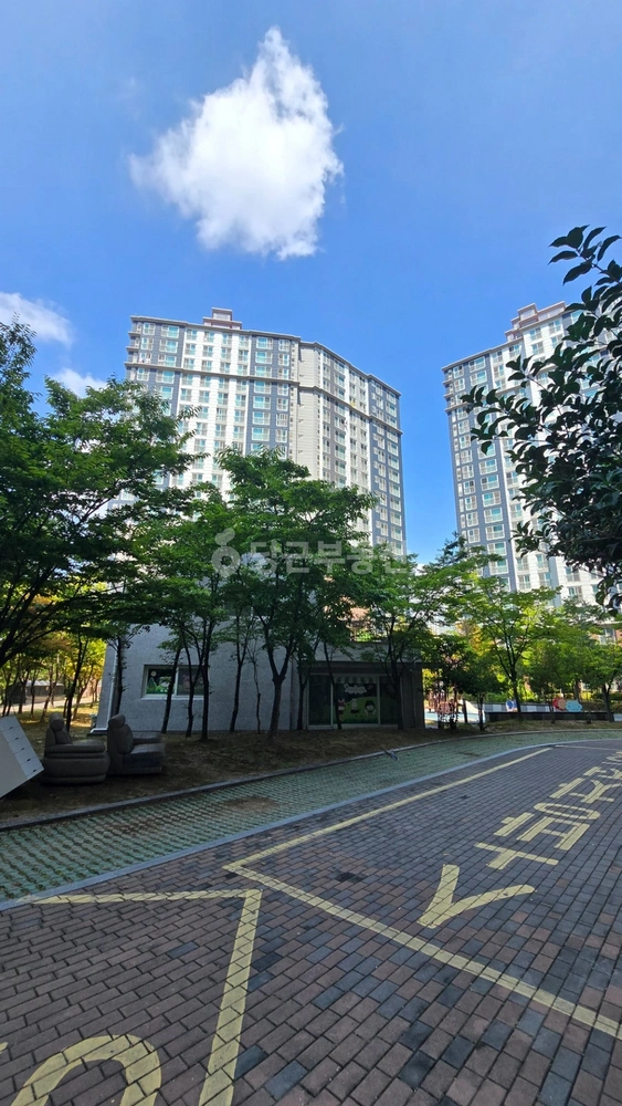 부산광역시 강서구 명지동 아파트 사진 1