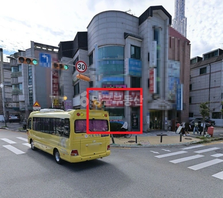 대전광역시 서구 월평동 상가 사진 1