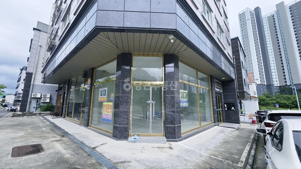 대전광역시 유성구 덕명동 상가 사진 1