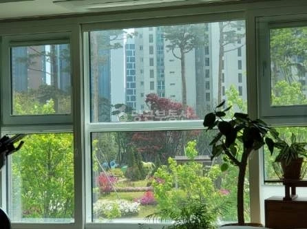 인천광역시 연수구 송도동 아파트 사진 1