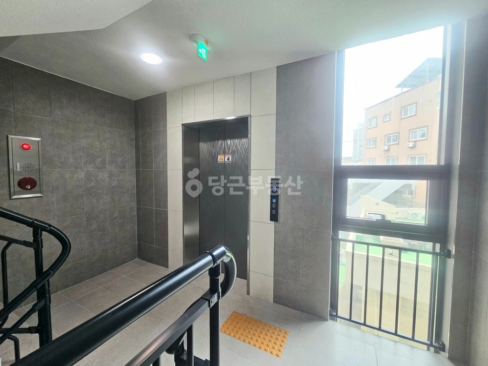 대전광역시 유성구 봉명동 원룸 사진 1