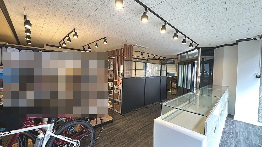 대전광역시 서구 월평동 상가 사진 1