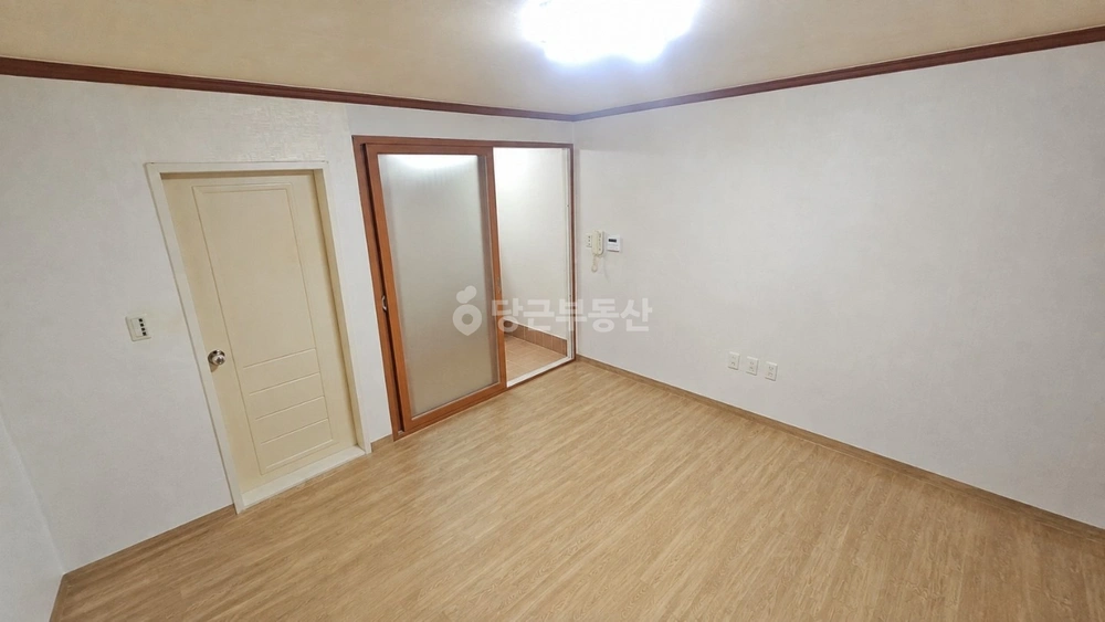 울산광역시 남구 삼산동 원룸 사진 1