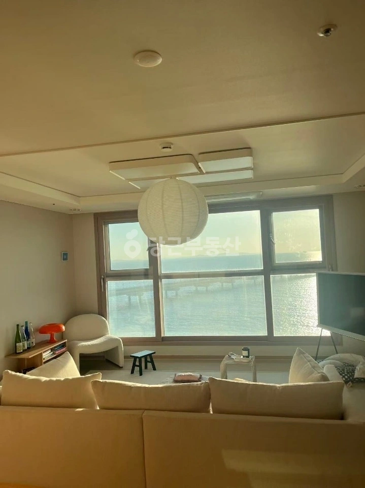 인천광역시 연수구 송도동 아파트 사진 1