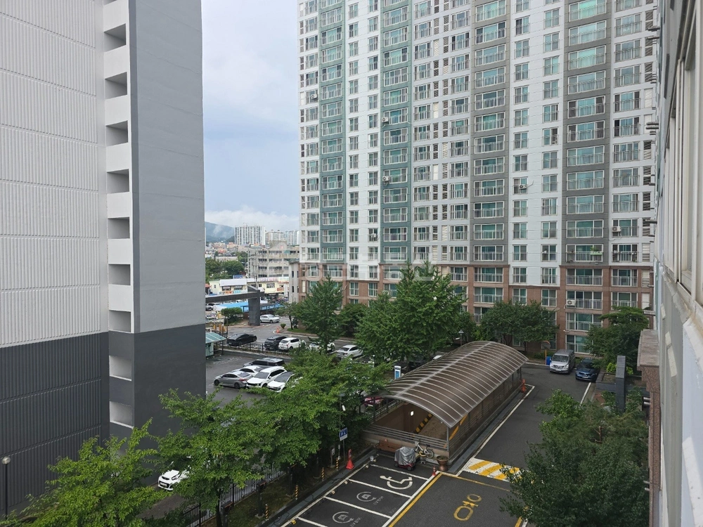 충청북도 진천군 광혜원면 아파트 사진 1