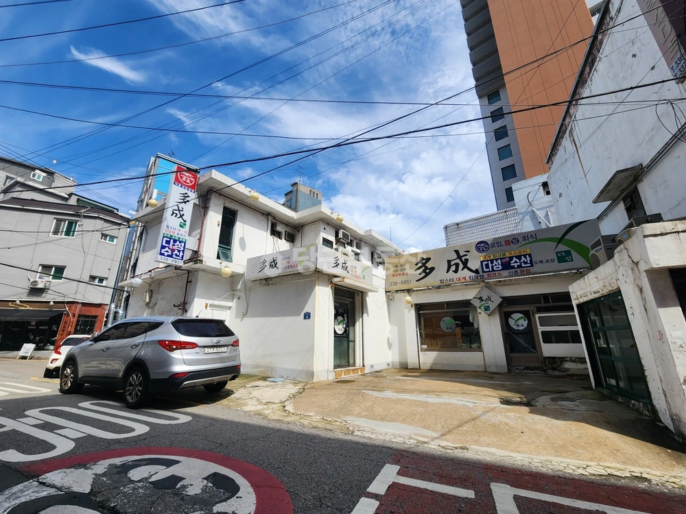 서울특별시 서대문구 창천동 상가 사진 1