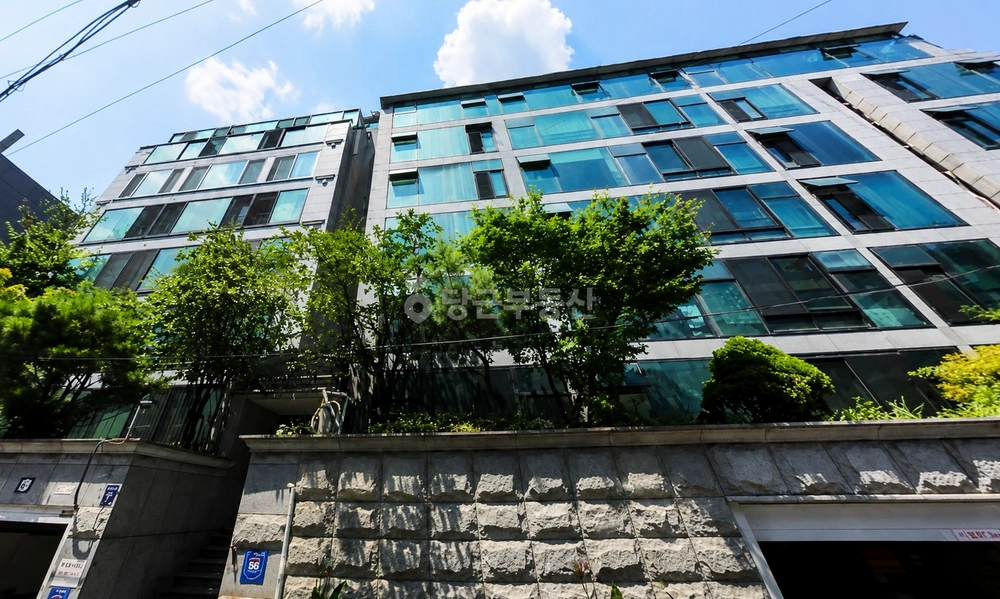 서울특별시 강남구 역삼동 아파트 사진 1