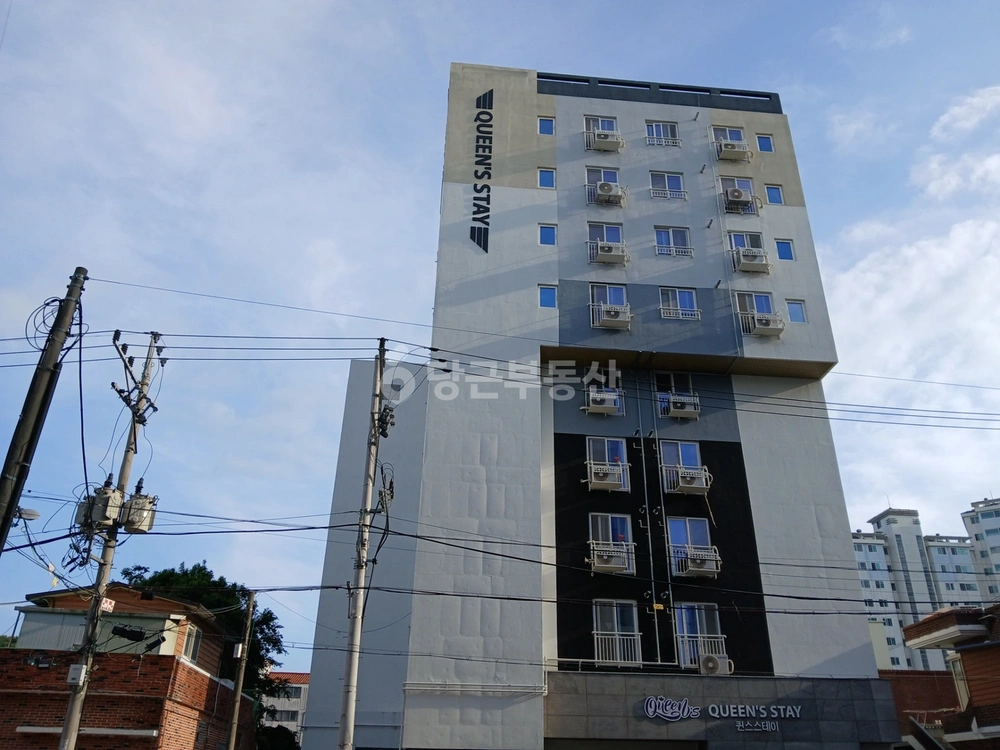 경상남도 창원시 진해구 충의동 아파트 사진 1