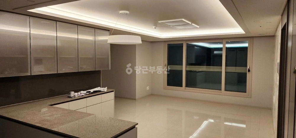 인천광역시 연수구 송도동 아파트 사진 1