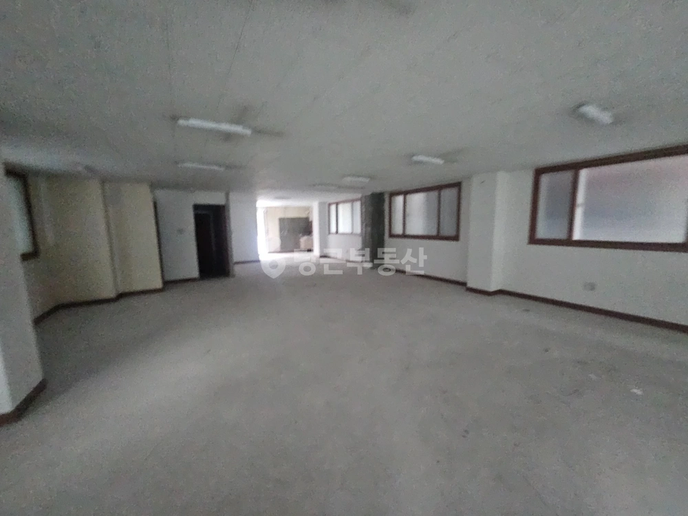 경상남도 창원시 진해구 용원동 상가 사진 1