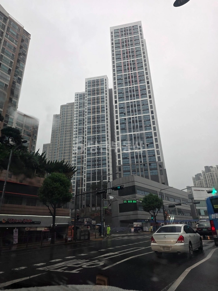 서울특별시 동작구 상도동 아파트 사진 1