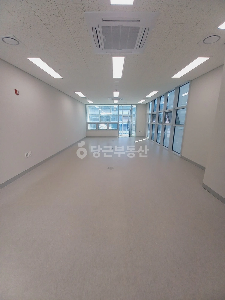 경기도 고양시 덕양구 향동동 사무실 사진 1