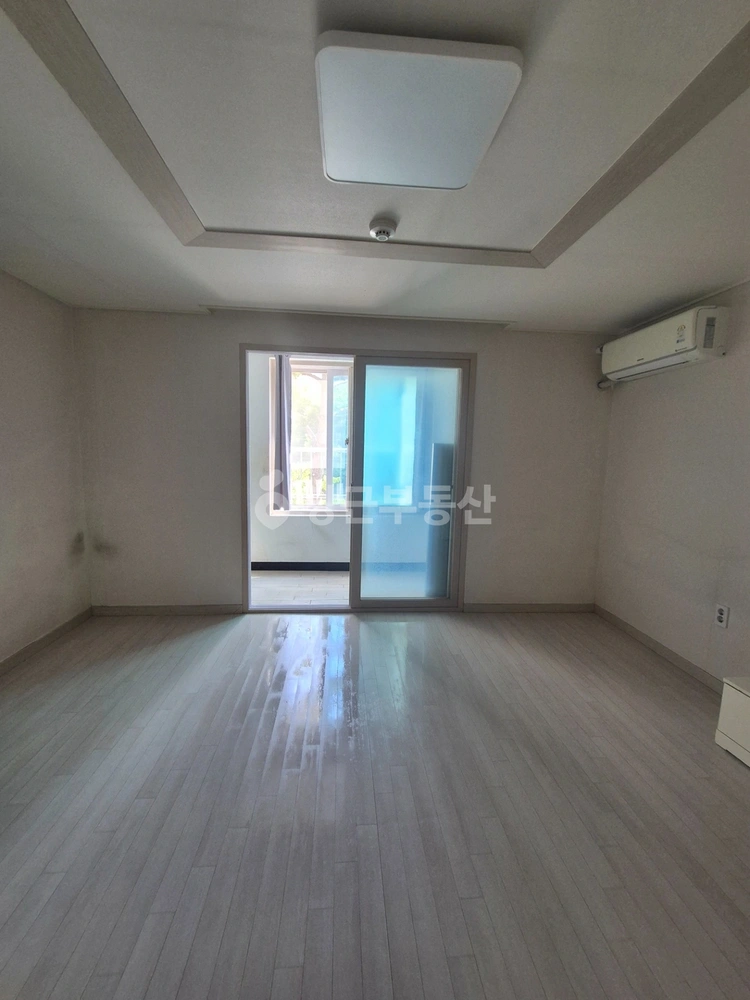 부산광역시 강서구 명지동 원룸 사진 1