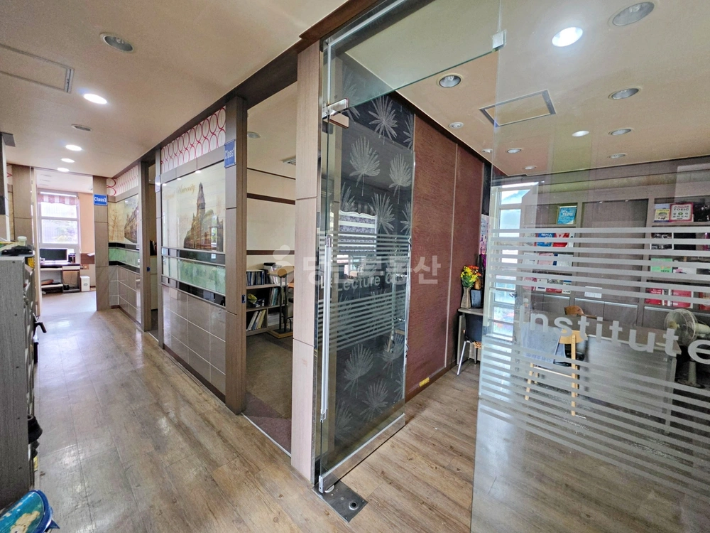 전북특별자치도 전주시 완산구 효자동1가 사무실 사진 1