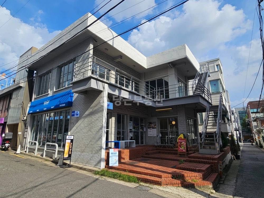 서울특별시 마포구 연남동 상가 사진 1