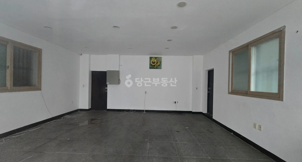 경기도 수원시 권선구 곡반정동 상가 사진 1