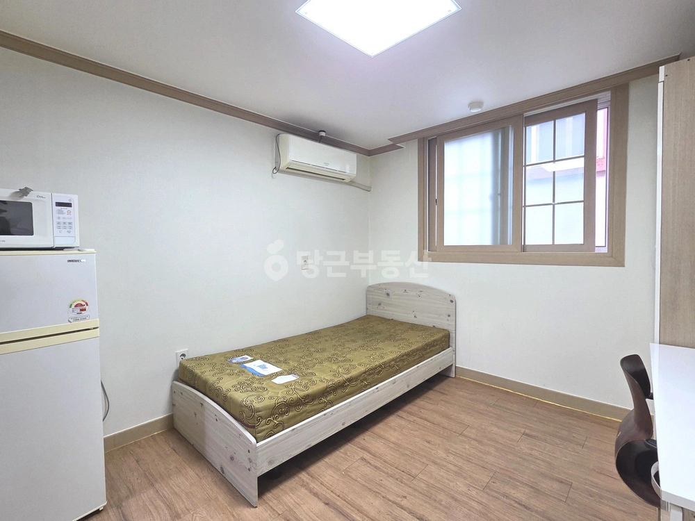 대전광역시 유성구 신성동 원룸 사진 1