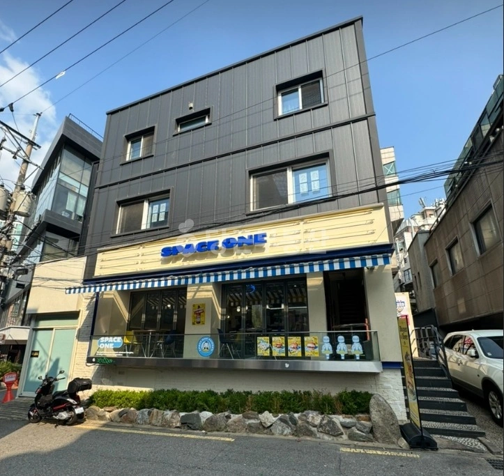서울특별시 마포구 서교동 상가 사진 1