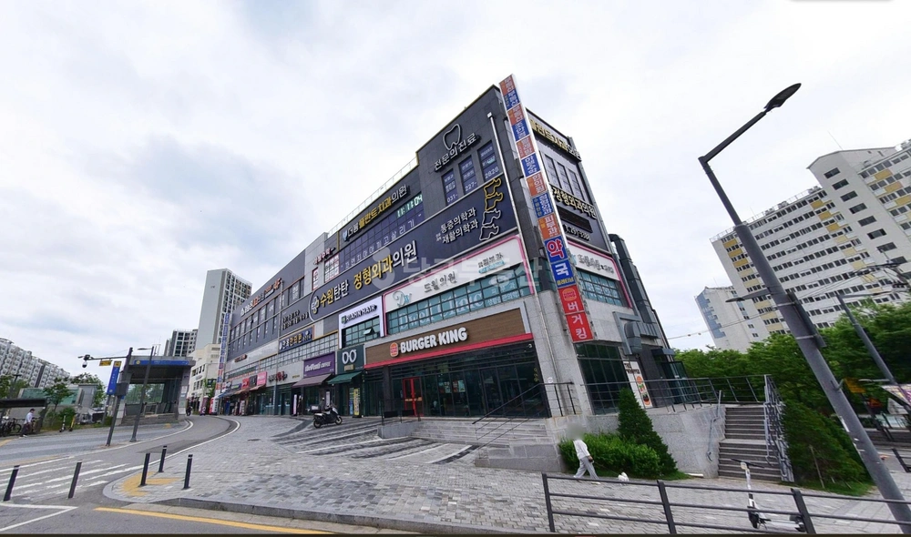 경기도 수원시 권선구 오목천동 상가 사진 1