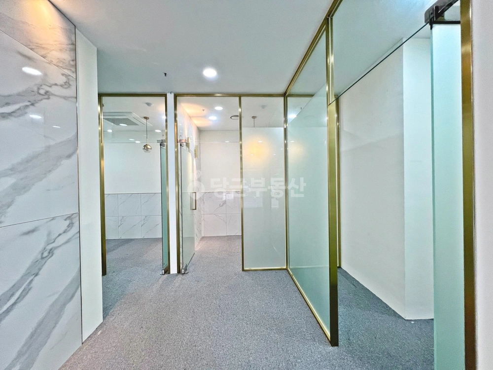 서울특별시 강남구 역삼동 상가 사진 1