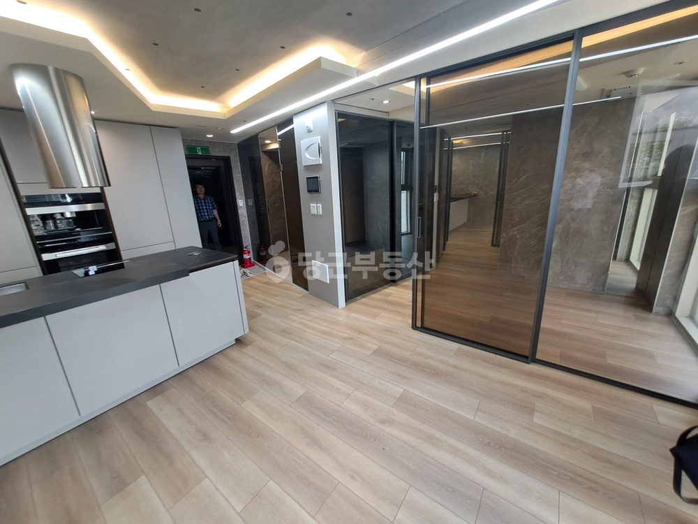 서울특별시 강남구 역삼동 오피스텔 사진 1
