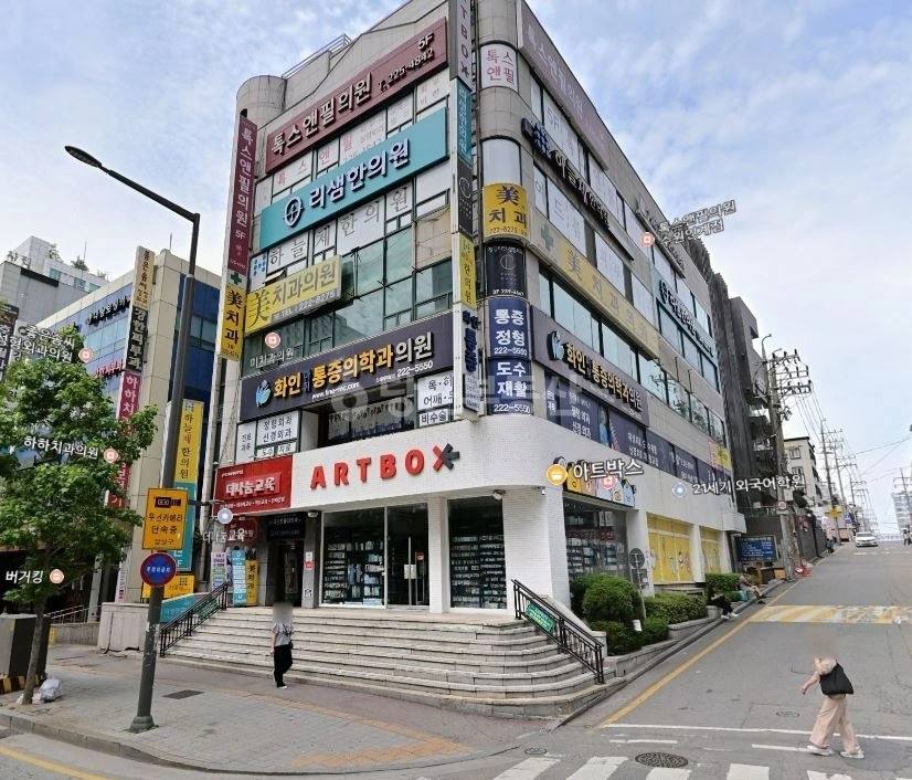 경기도 수원시 팔달구 인계동 상가 사진 1