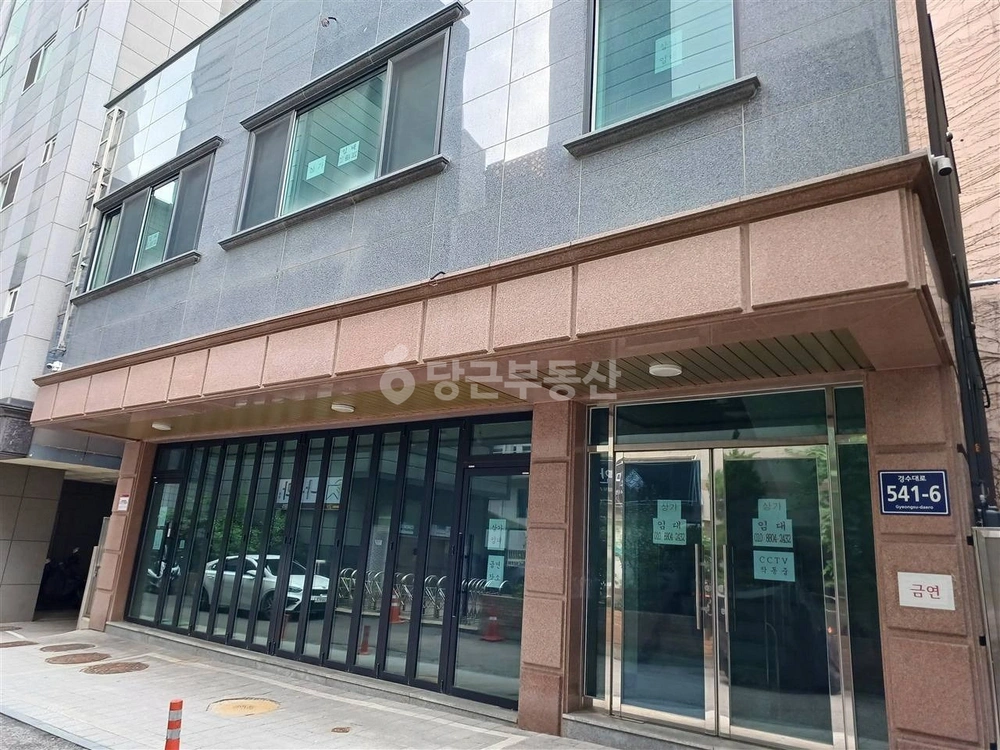경기도 안양시 동안구 호계동 상가 사진 1