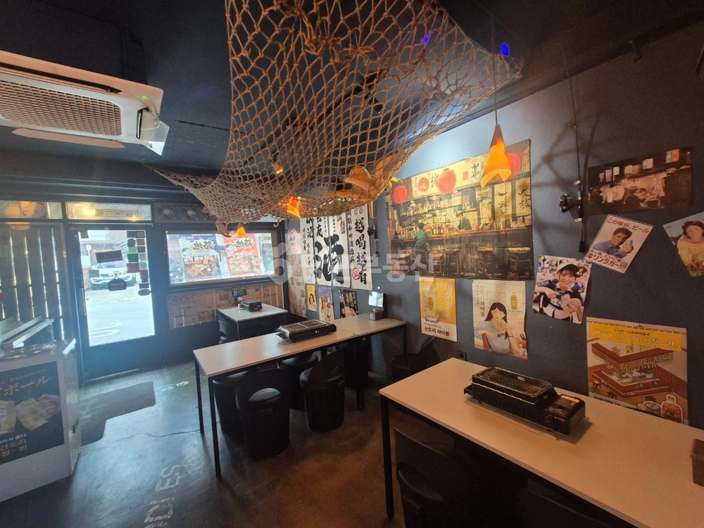 서울특별시 마포구 동교동 상가 사진 1
