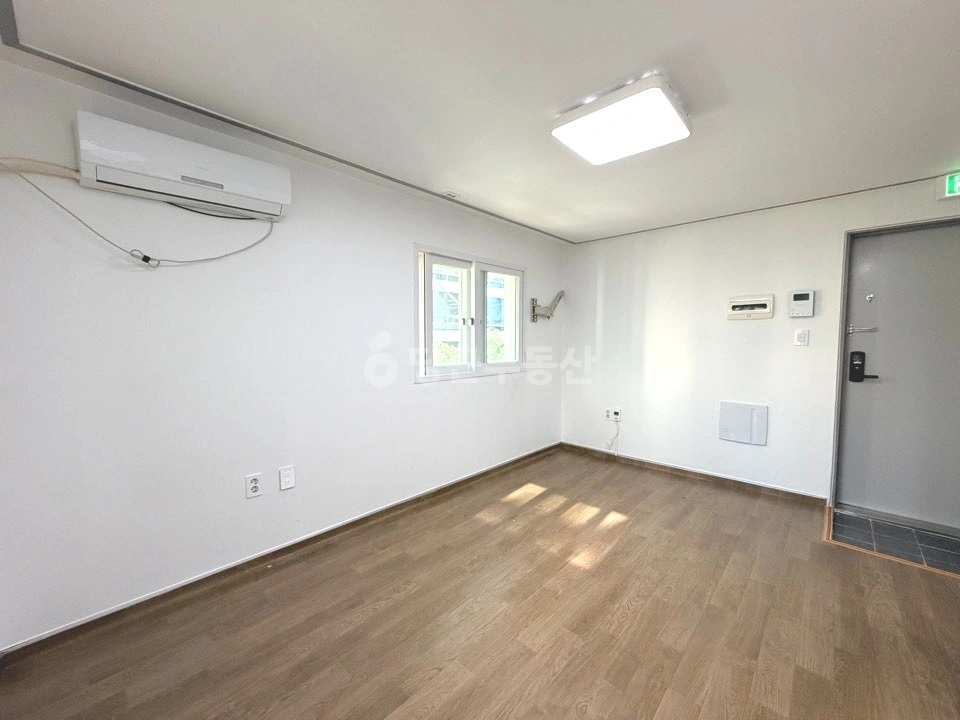 서울특별시 강남구 역삼동 원룸 사진 1