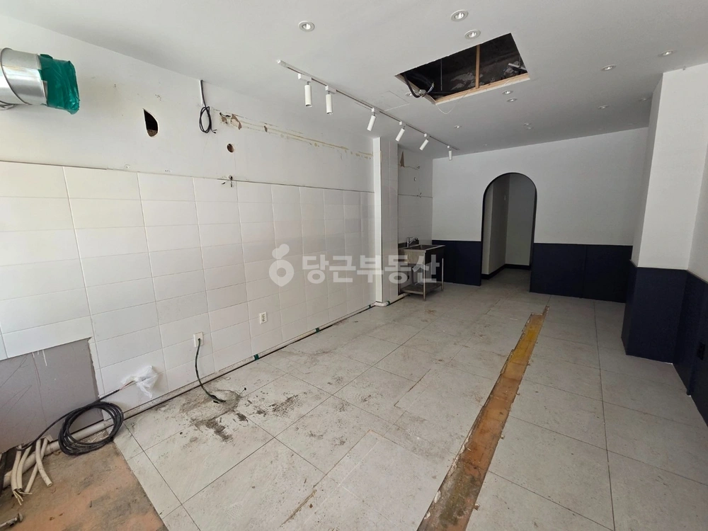 부산광역시 동래구 사직동 상가 사진 1