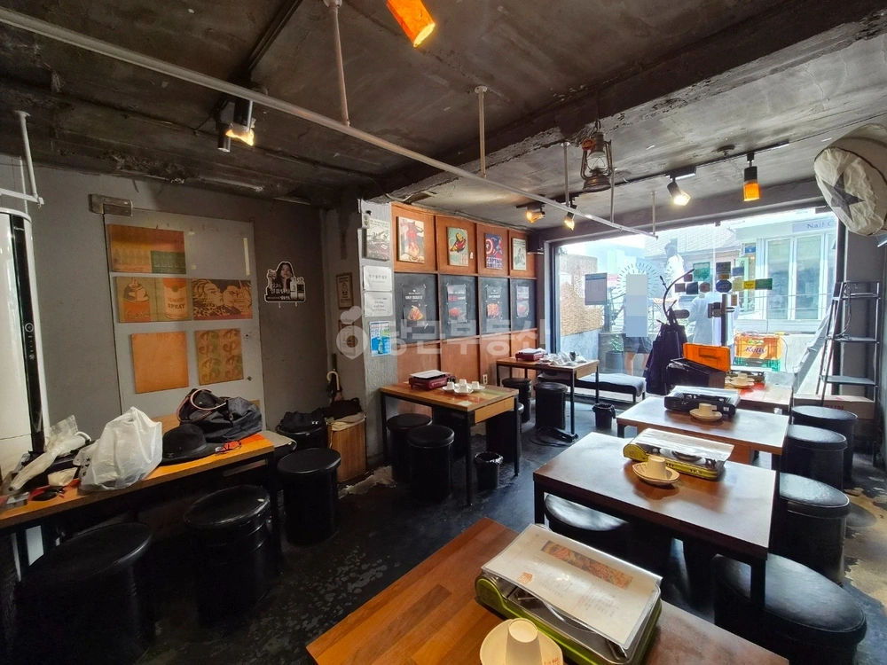 서울특별시 마포구 서교동 상가 사진 1