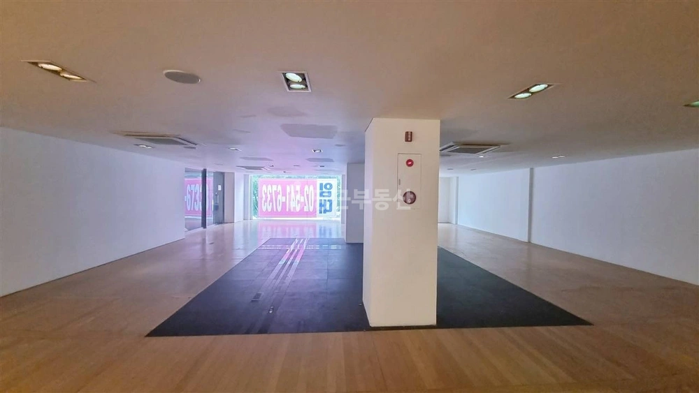 서울특별시 서초구 반포동 상가 사진 1