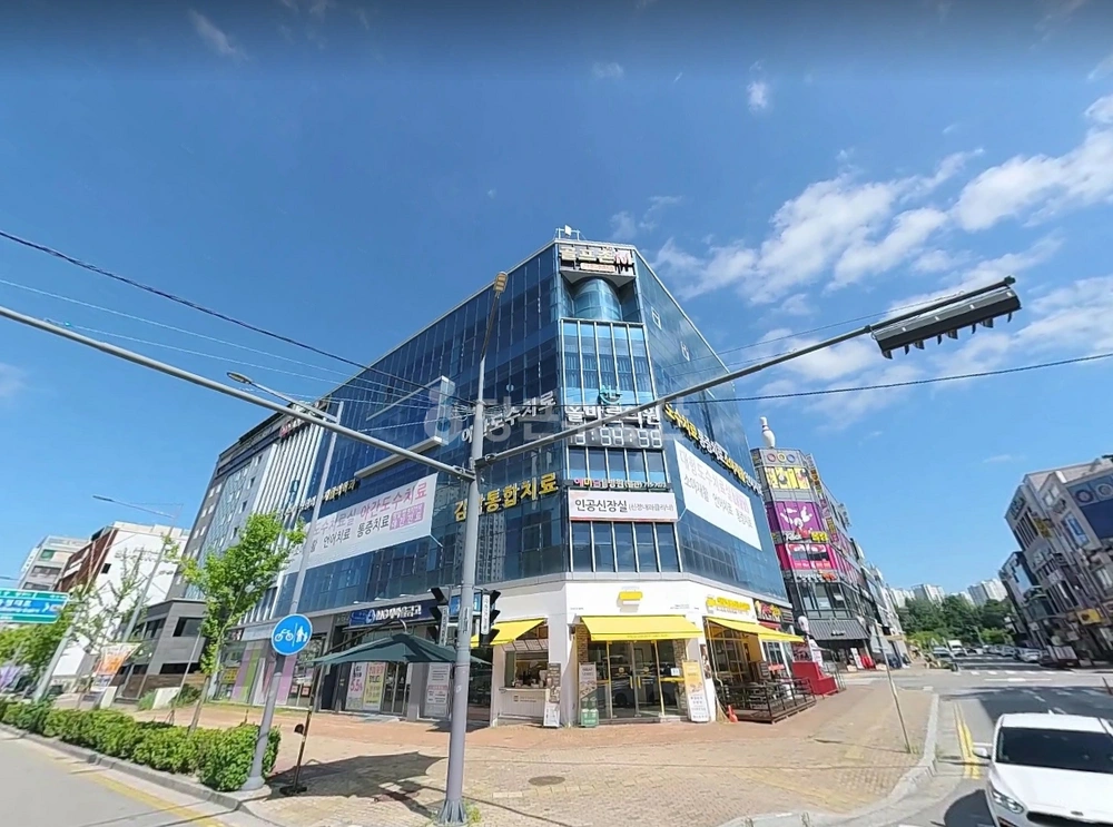 충청북도 청주시 청원구 율량동 상가 사진 1