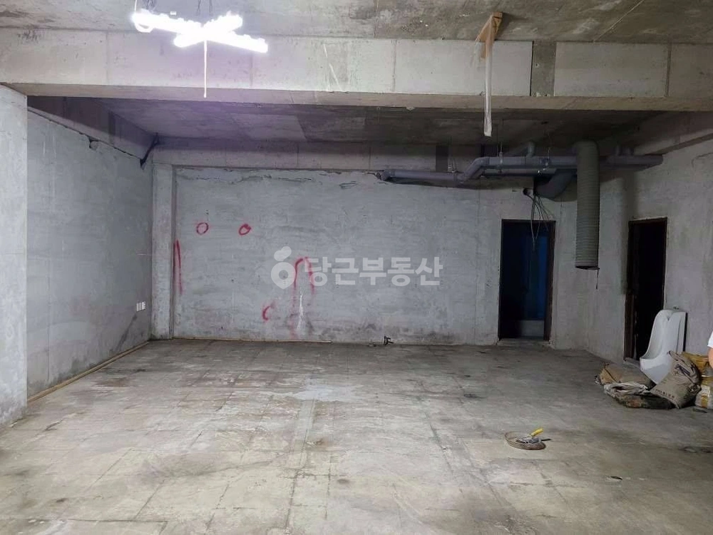 경기도 수원시 권선구 평동 상가 사진 1