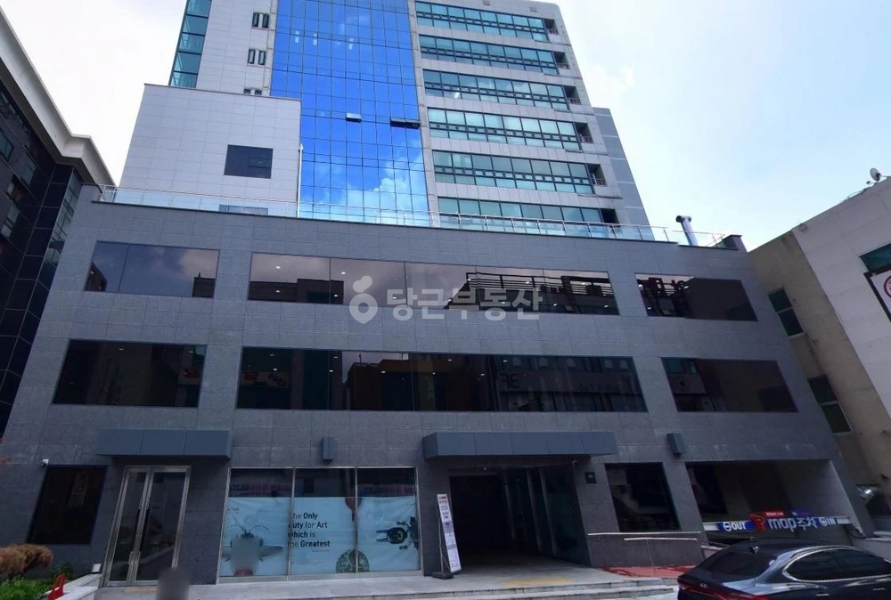 경기도 수원시 팔달구 인계동 상가 사진 1